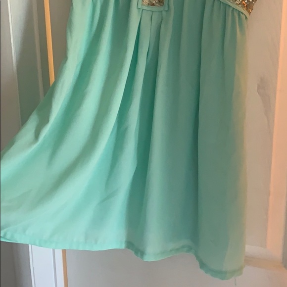 Mint green mini dress - Picture 3 of 7